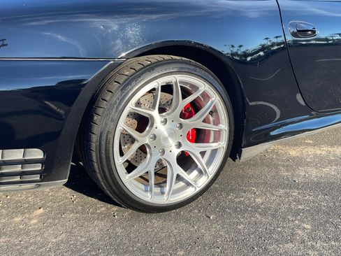 Used 2002 Porsche 911 Carrera 4S image 8