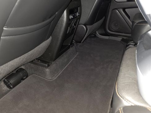 Used 2018 Chevrolet Traverse Premier w/ Redline Edition image 23