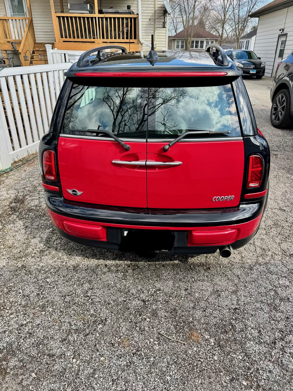 Used 2013 MINI Cooper Clubman FWD image 2