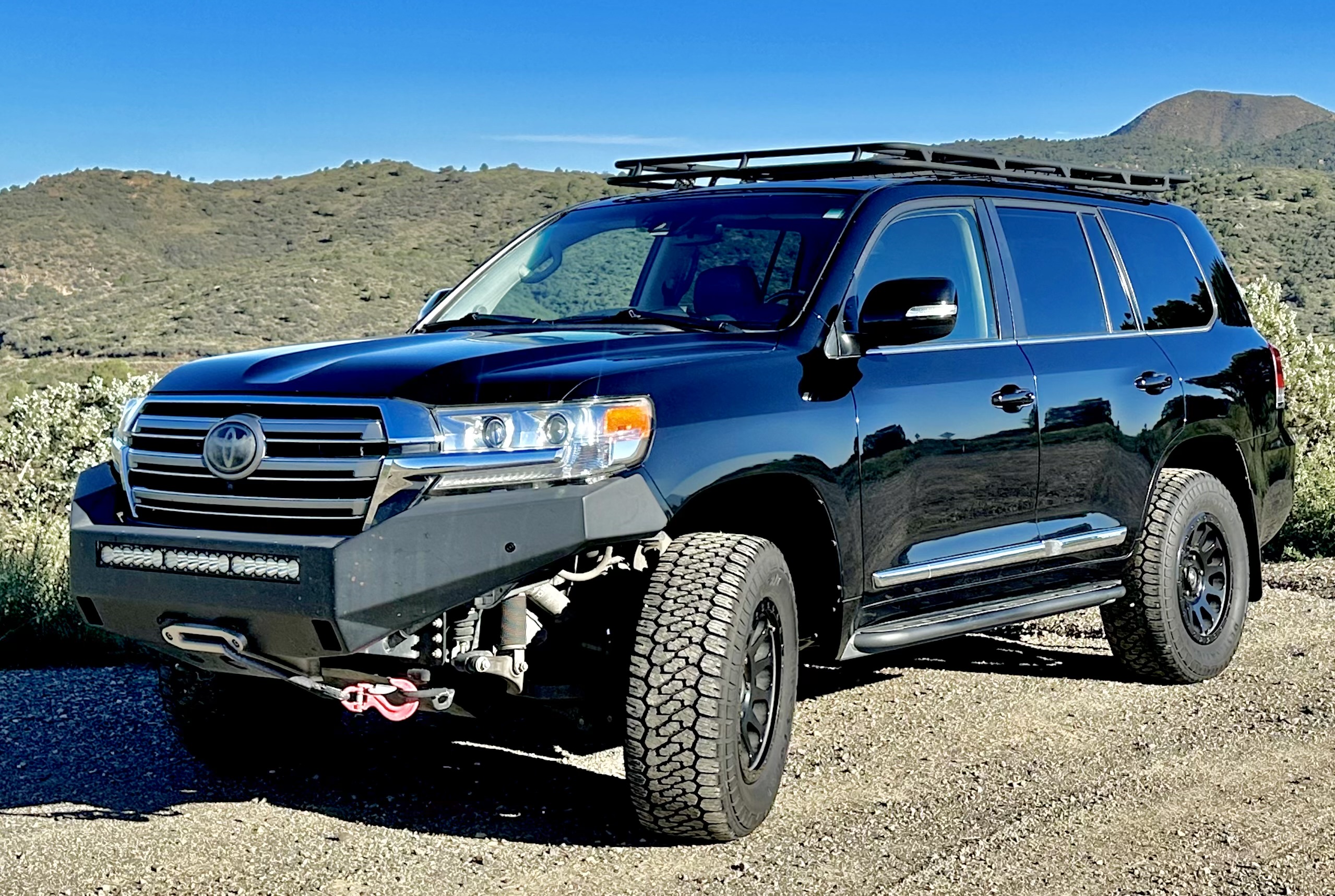 Used 2017 Toyota Land Cruiser AWD/4WD image 1