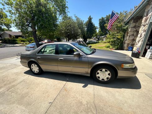 Used 2001 Cadillac Seville SLS image 5