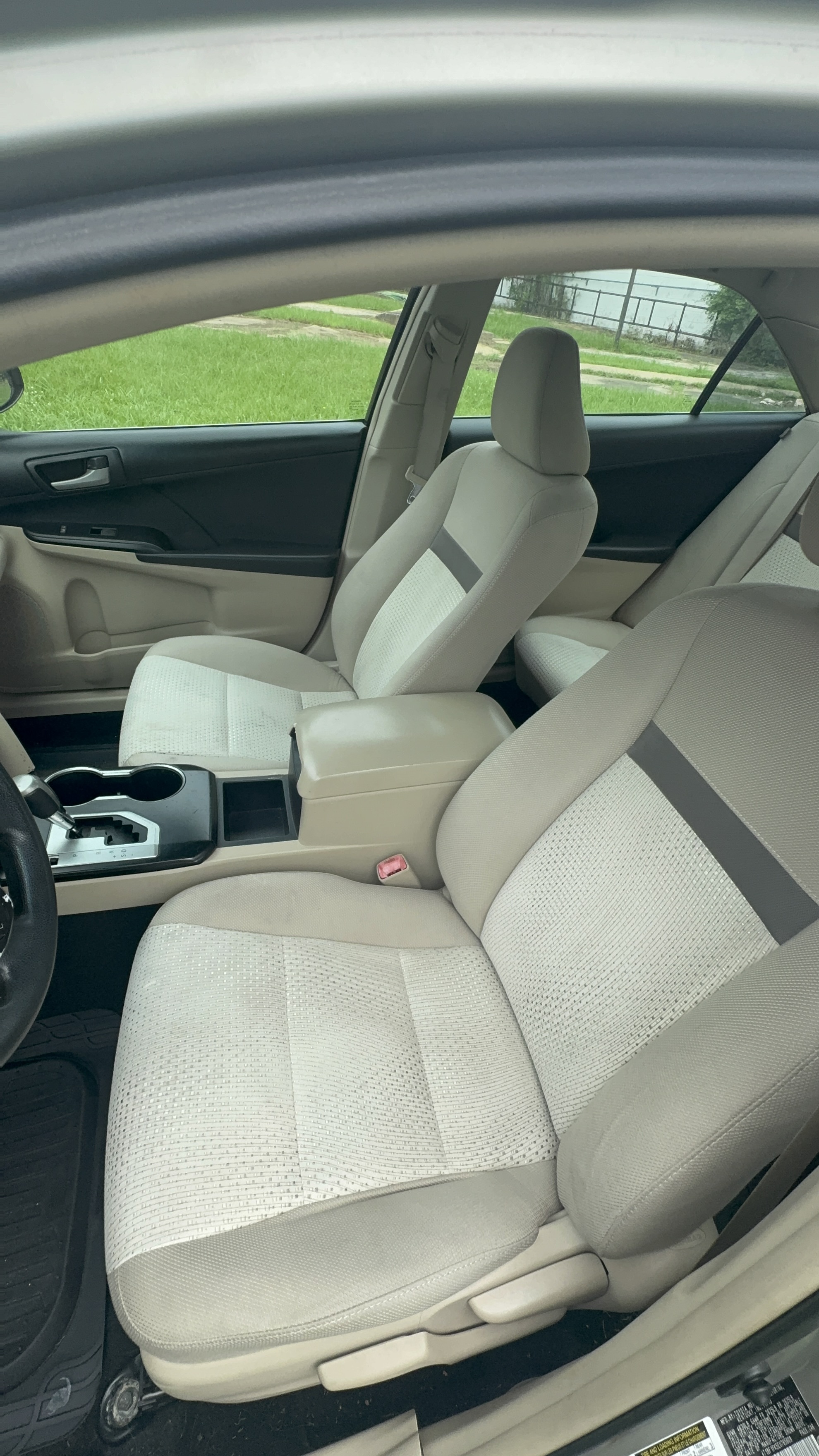 Used 2014 Toyota Camry FWD image 10