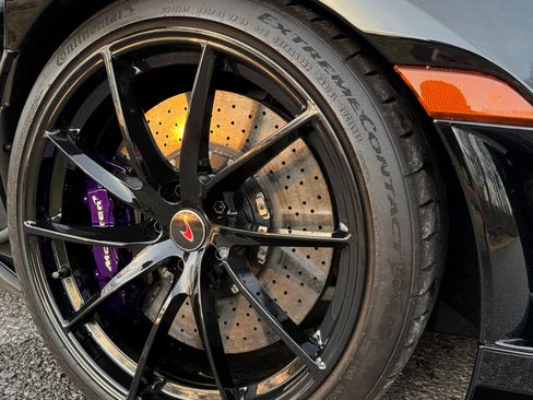 Used 2018 McLaren 720S Performance image 23