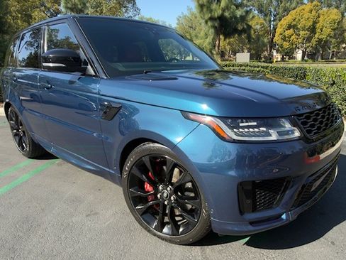 Used 2022 Land Rover Range Rover Sport HST image 9