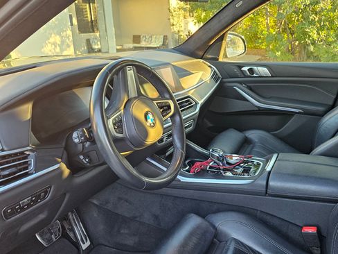 Used 2020 BMW X7 xDrive40i w/ M Sport Package image 10