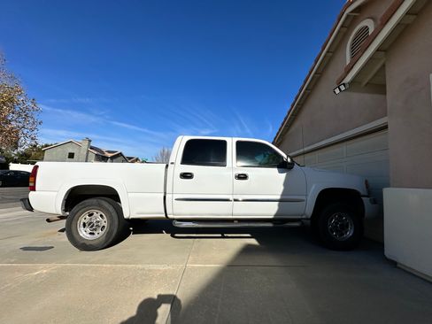 Used 2003 GMC Sierra 1500 SLE image 2
