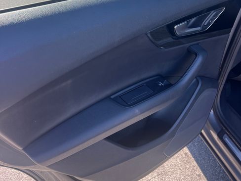 Used 2018 Audi Q7 3.0T Premium image 13