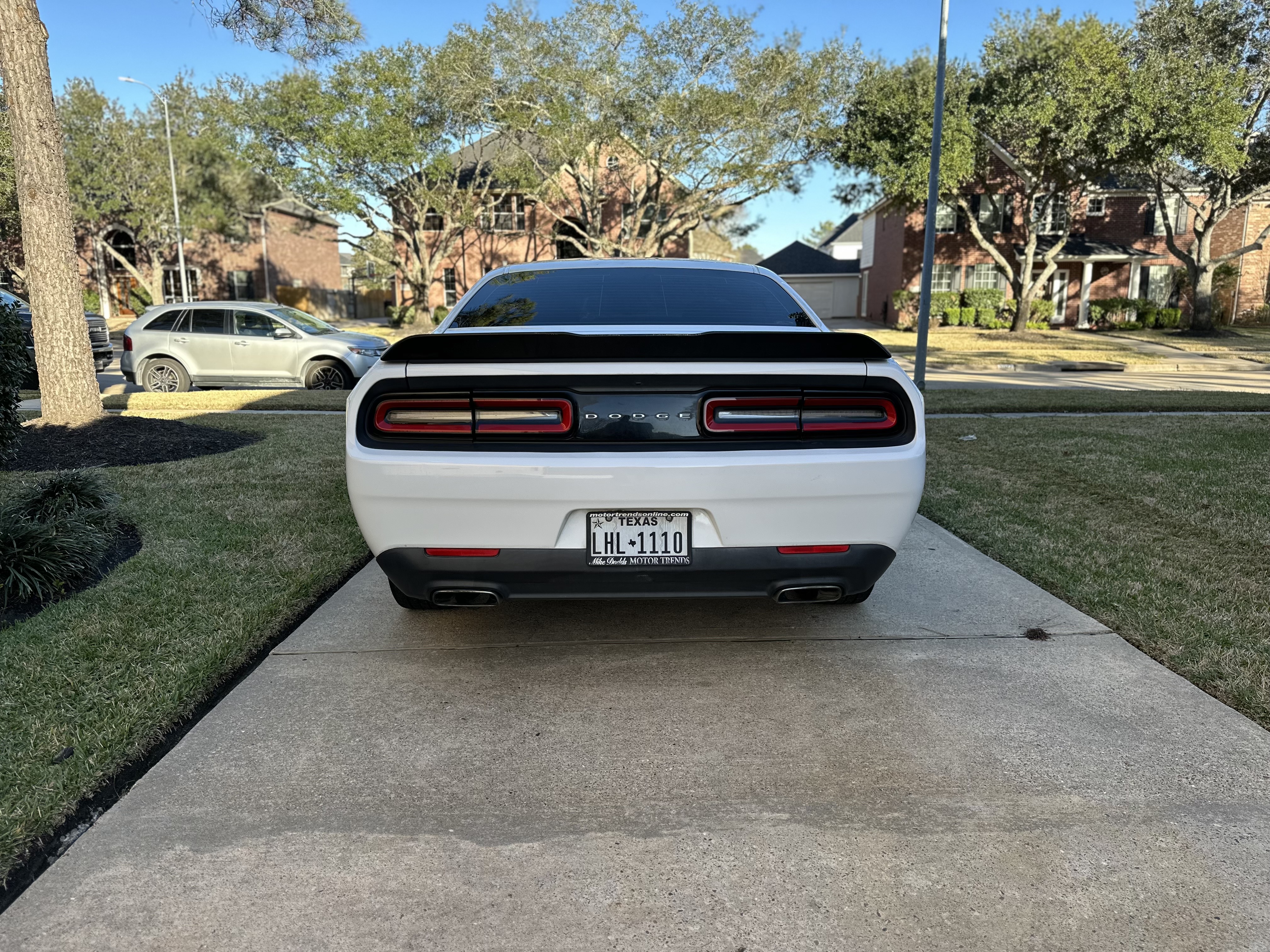 Used 2016 Dodge Challenger SXT RWD image 5