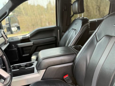 Used 2019 Ford F250 Platinum image 17