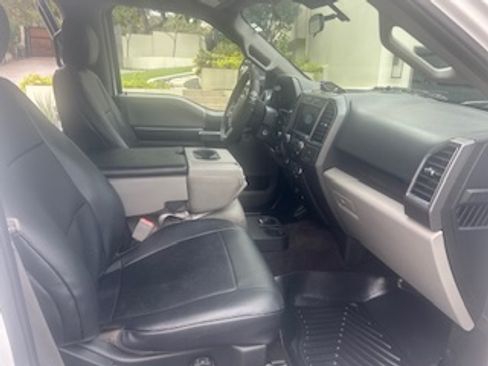 Used 2019 Ford F150 XLT w/ Trailer Tow Package image 18