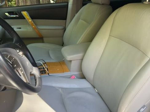 Used 2009 Toyota Highlander Limited AWD/4WD image 13