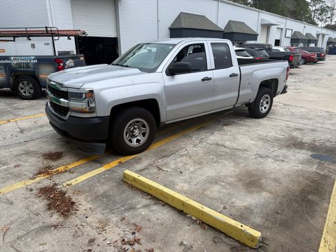 Used 2018 Chevrolet Silverado 1500 W/T image 11