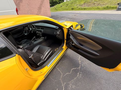 Used 2011 Chevrolet Camaro SS w/ RS Package RWD image 9