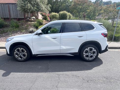 Used 2025 BMW X1 xDrive28i w/ Convenience Package AWD/4WD image 1