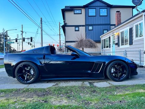 Used 2010 Chevrolet Corvette Grand Sport w/ Preferred Equipment Group image 11