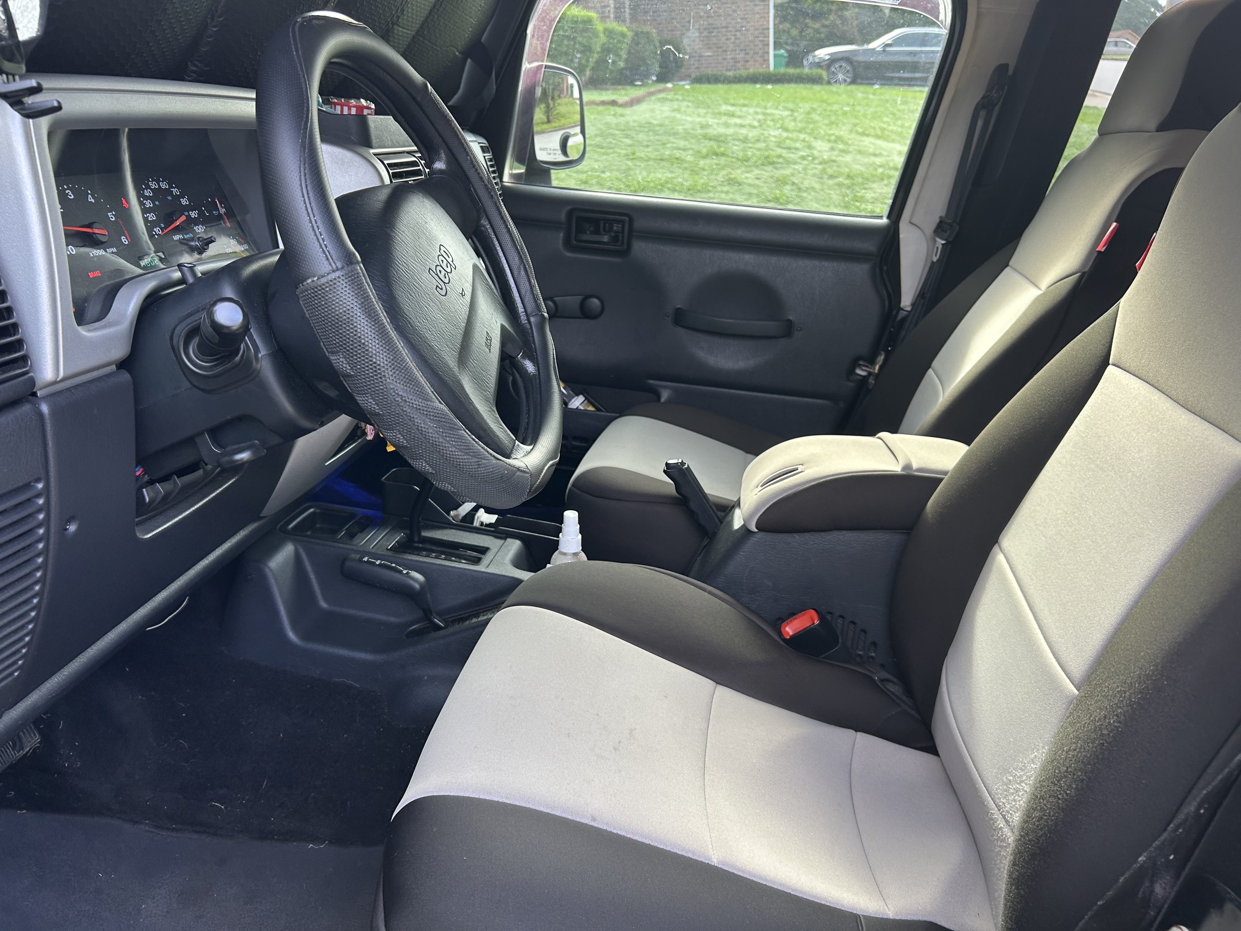 Used 2004 Jeep Wrangler X w/ Columbia Edition Group AWD/4WD image 5