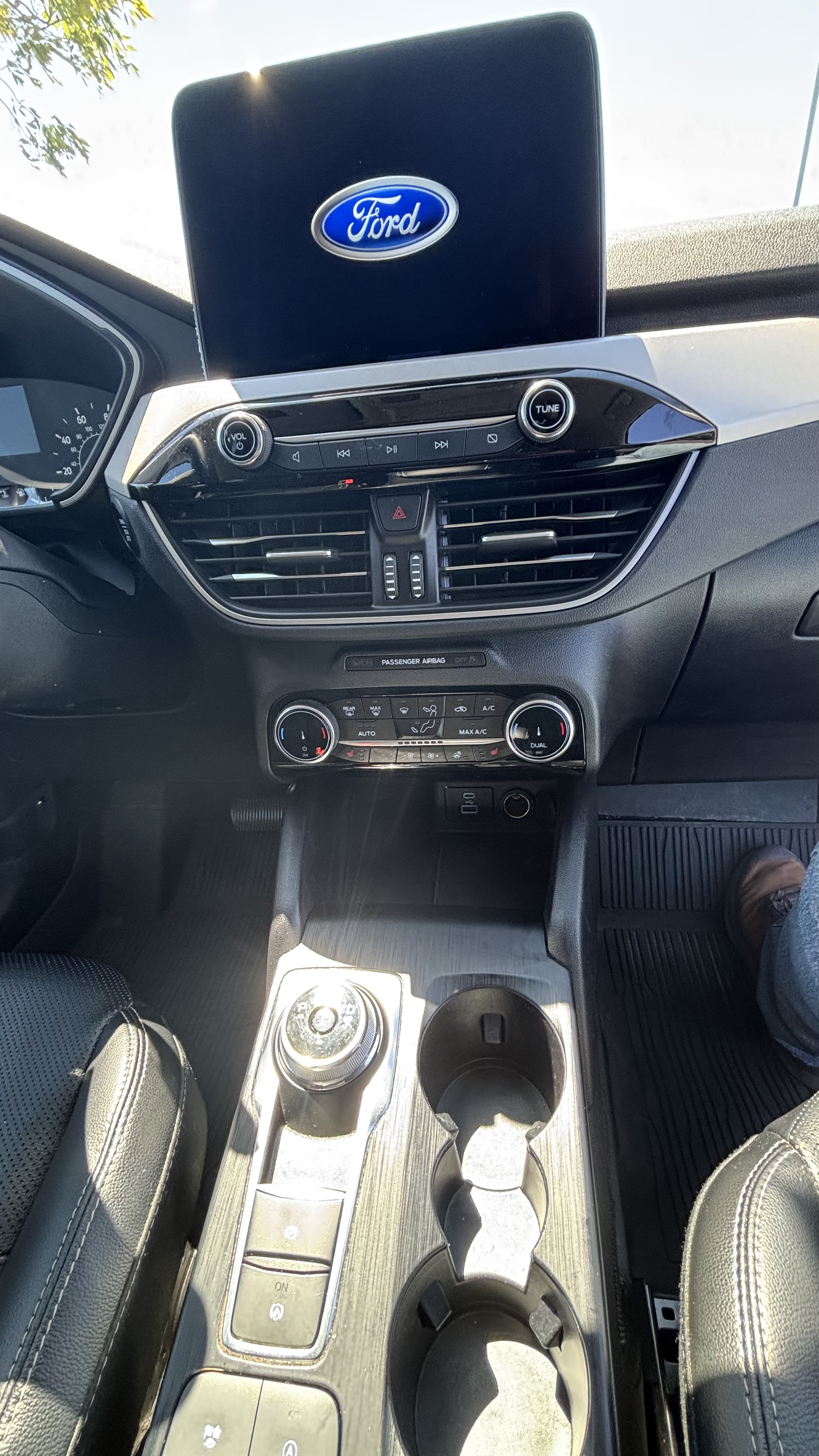 Used 2022 Ford Escape SEL AWD/4WD image 14