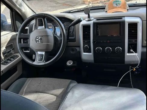 Used 2009 Dodge Ram 1500 Truck SLT image 6