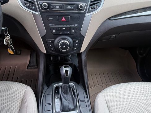 Used 2017 Hyundai Santa Fe Sport FWD image 13