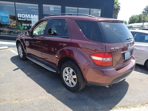 Used 2007 Mercedes-Benz ML 350 ML 350 Sport Utility 4D image 4