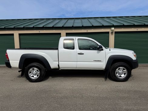 Used 2015 Toyota Tacoma 4x4 Access Cab V6 image 5
