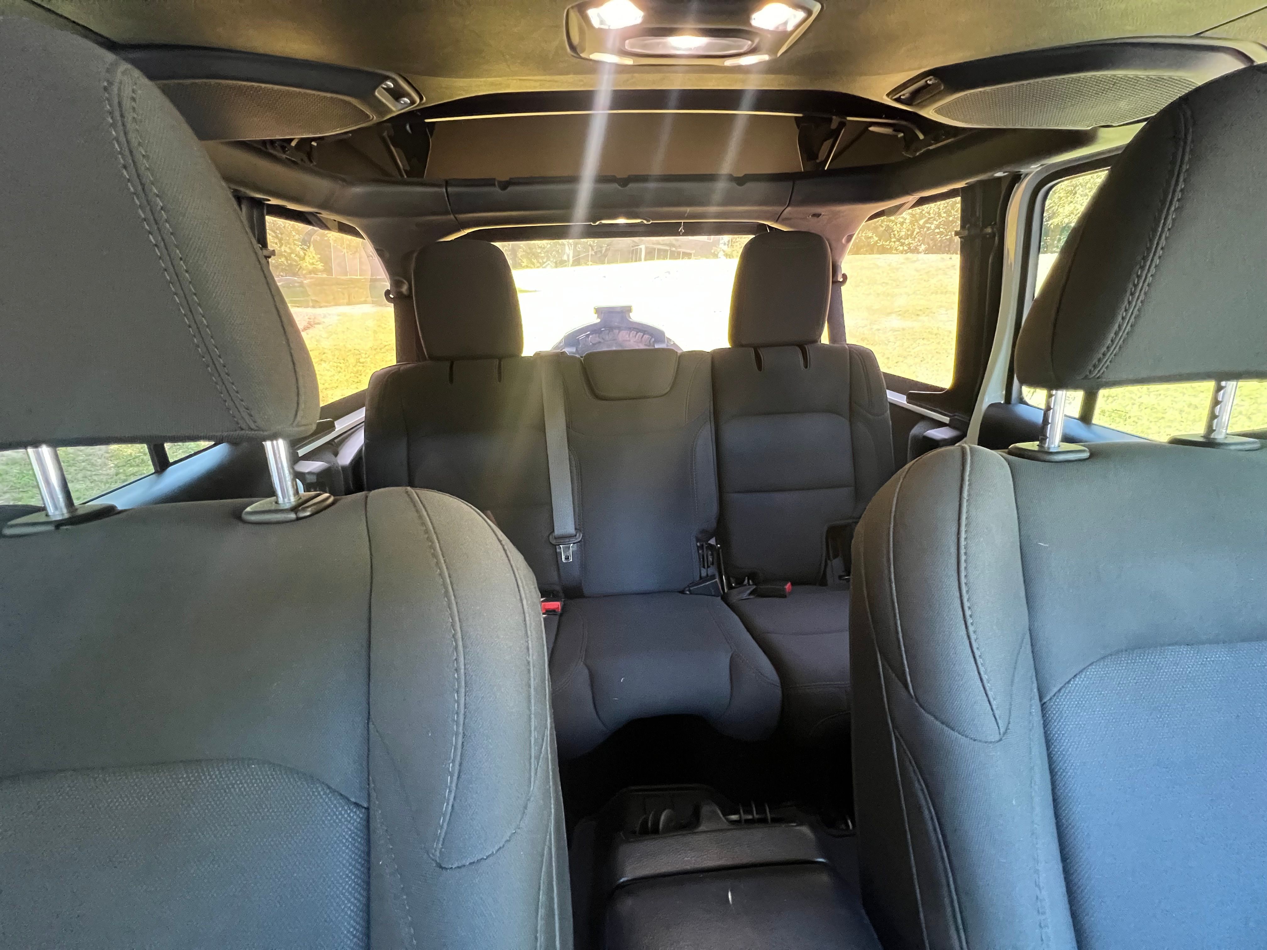 Used 2020 Jeep Wrangler Unlimited Sport AWD/4WD image 22