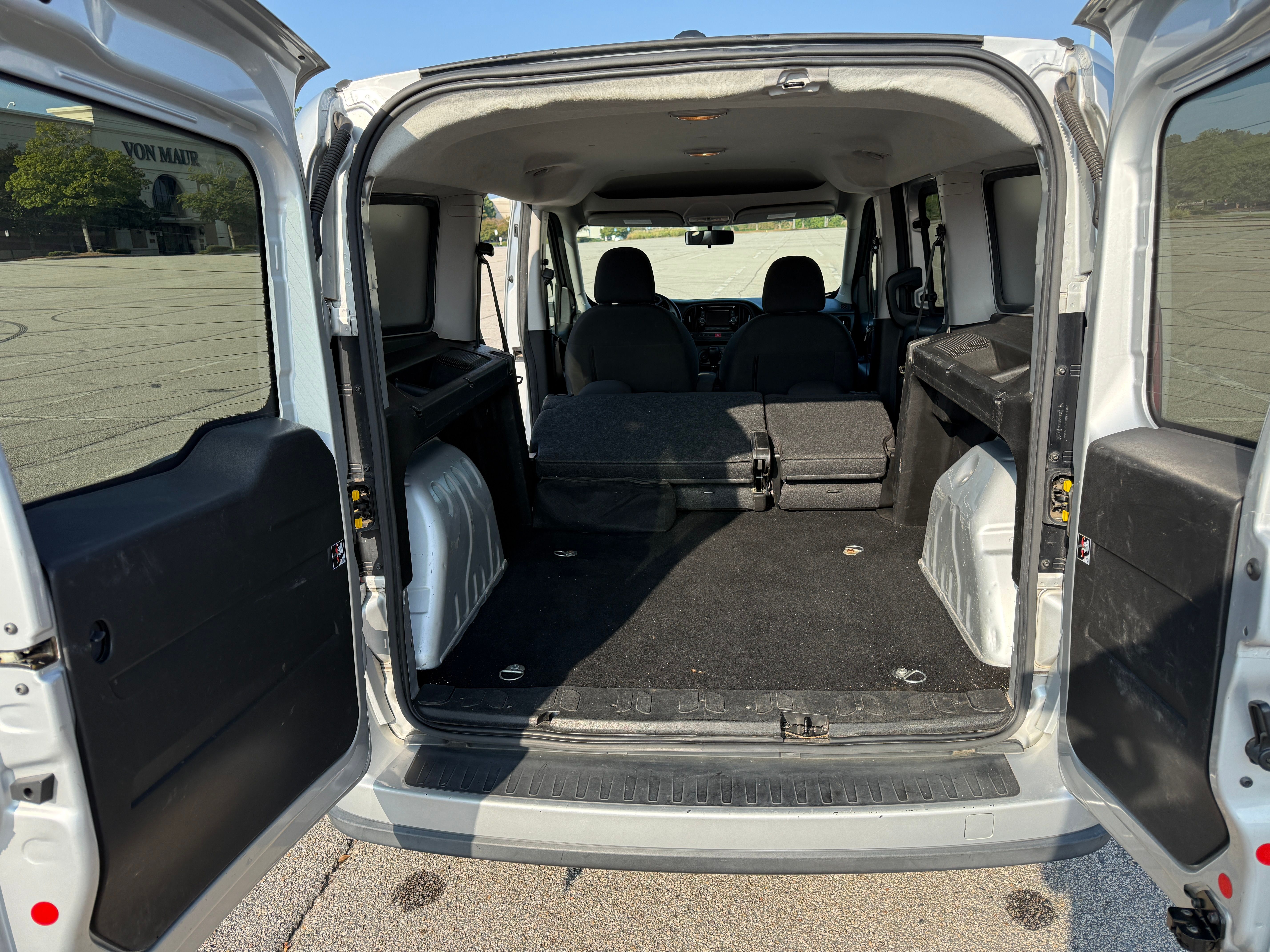 Used 2020 RAM ProMaster City SLT FWD image 8