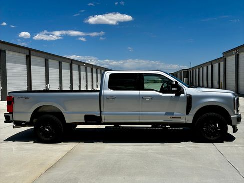 Used 2024 Ford F250 XLT w/ XLT Premium Package AWD/4WD image 4