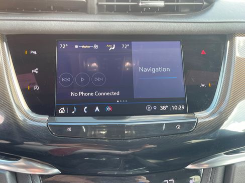 Used 2023 Cadillac XT6 Sport w/ LPO, ONYX Package image 14