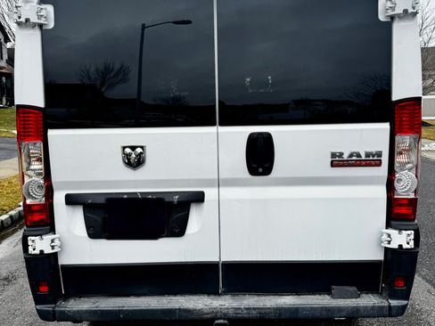 Used 2020 RAM ProMaster 2500 w/ Interior Convenience Group image 10