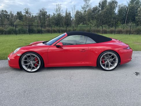 Used 2012 Porsche 911 Carrera S image 9