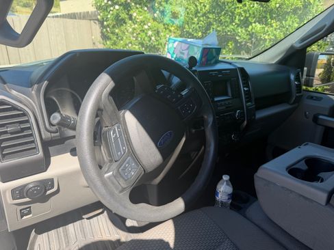 Used 2018 Ford F150 XLT image 14