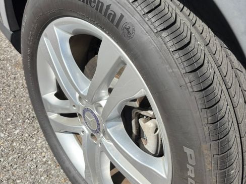 Used 2015 Mercedes-Benz GLA 250 4MATIC image 4