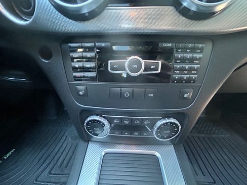 Used 2014 Mercedes-Benz GLK 350 4MATIC image 24