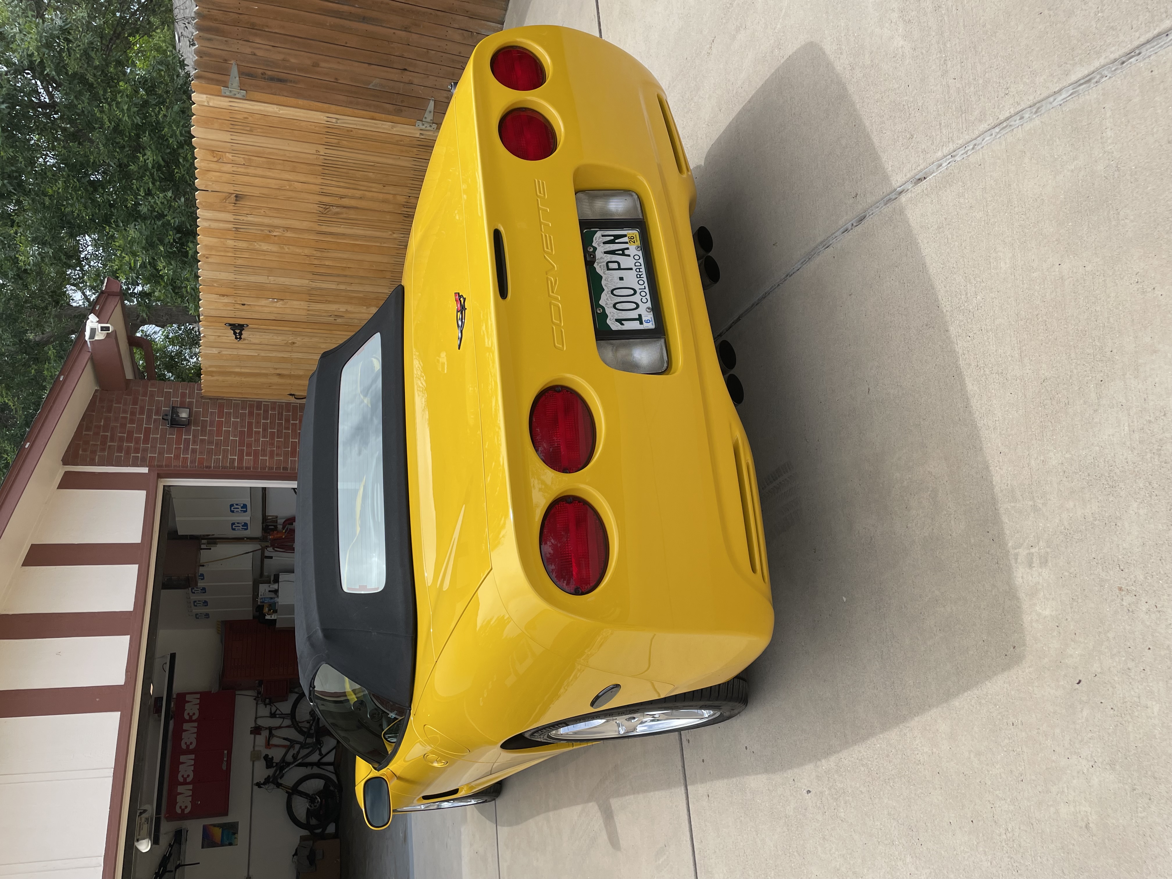Used 2000 Chevrolet Corvette Convertible w/ Memory Pkg RWD image 6