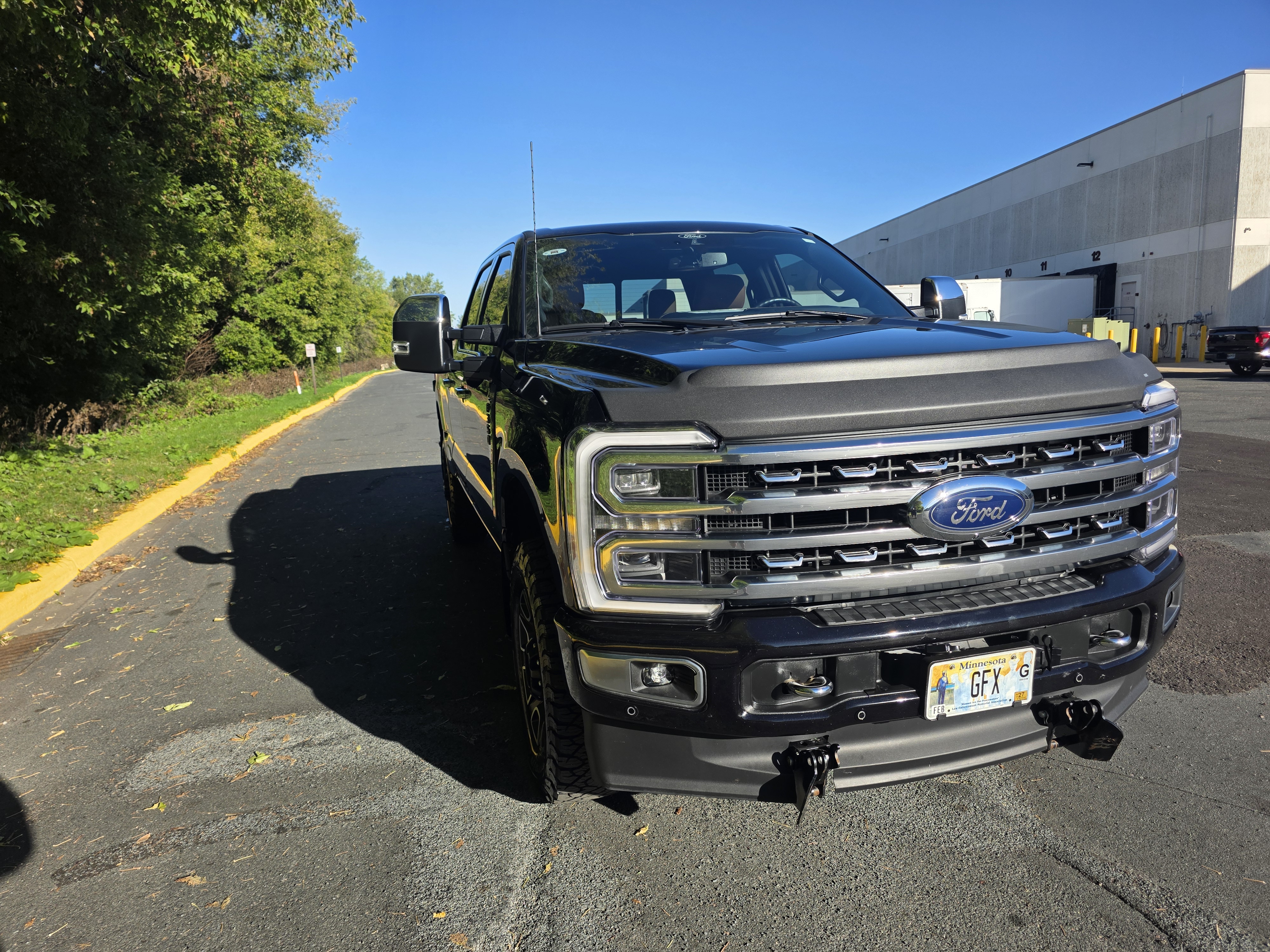 Used 2024 Ford F350 Platinum w/ FX4 Off-Road Package AWD/4WD image 21