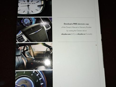 Used 2014 Chrysler 300 C w/ Light Group image 19