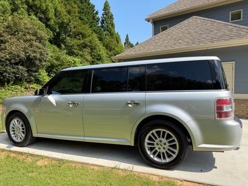 Used 2018 Ford Flex SEL w/ Equipment Group 202A FWD image 6