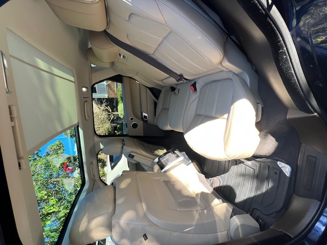 Used 2016 Land Rover Range Rover Sport SE AWD/4WD image 15