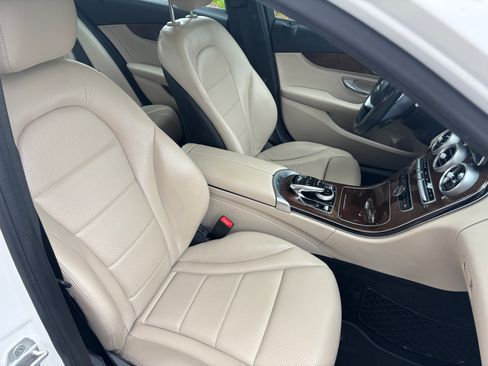 Used 2016 Mercedes-Benz C 300 Sedan image 24