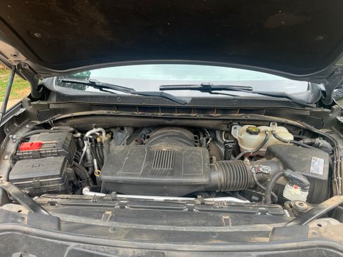 Used 2021 Chevrolet Tahoe Z71 w/ Z71 Signature Package image 11