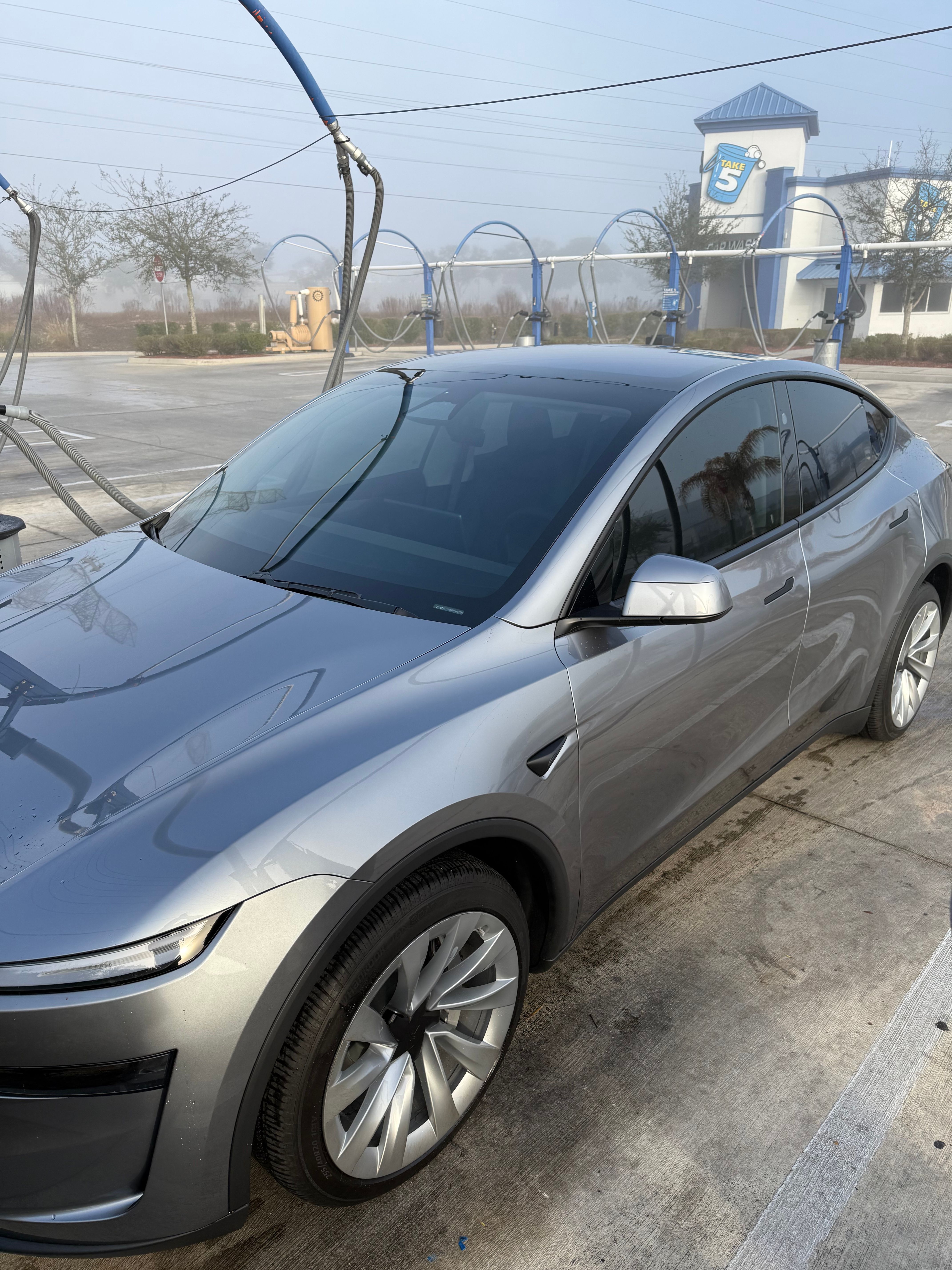 Used 2026 Tesla Model Y 2WD image 4