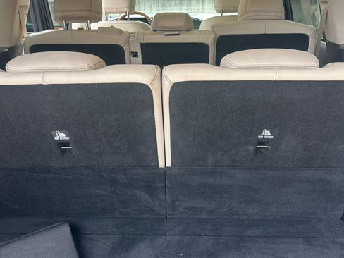 Used 2022 Mercedes-Benz GLS 450 450 4MATIC Sport Utility 4D image 6