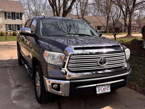 Used 2015 Toyota Tundra Limited w/ Limited Premium Package image 1