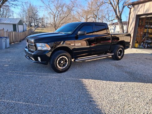 Used 2014 RAM 1500 Express image 5