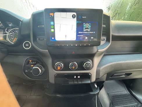 Used 2019 RAM 1500 Tradesman AWD/4WD image 18