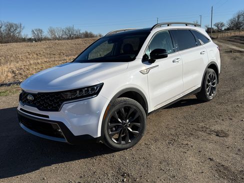 Used 2021 Kia Sorento EX w/ EX AWD X-Line Package image 10