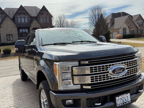 Used 2018 Ford F350 Platinum image 12