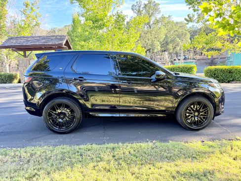 Used 2020 Land Rover Discovery Sport SE R-Dynamic AWD/4WD image 6