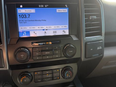 Used 2019 Ford F150 XLT w/ Equipment Group 302A Luxury image 5